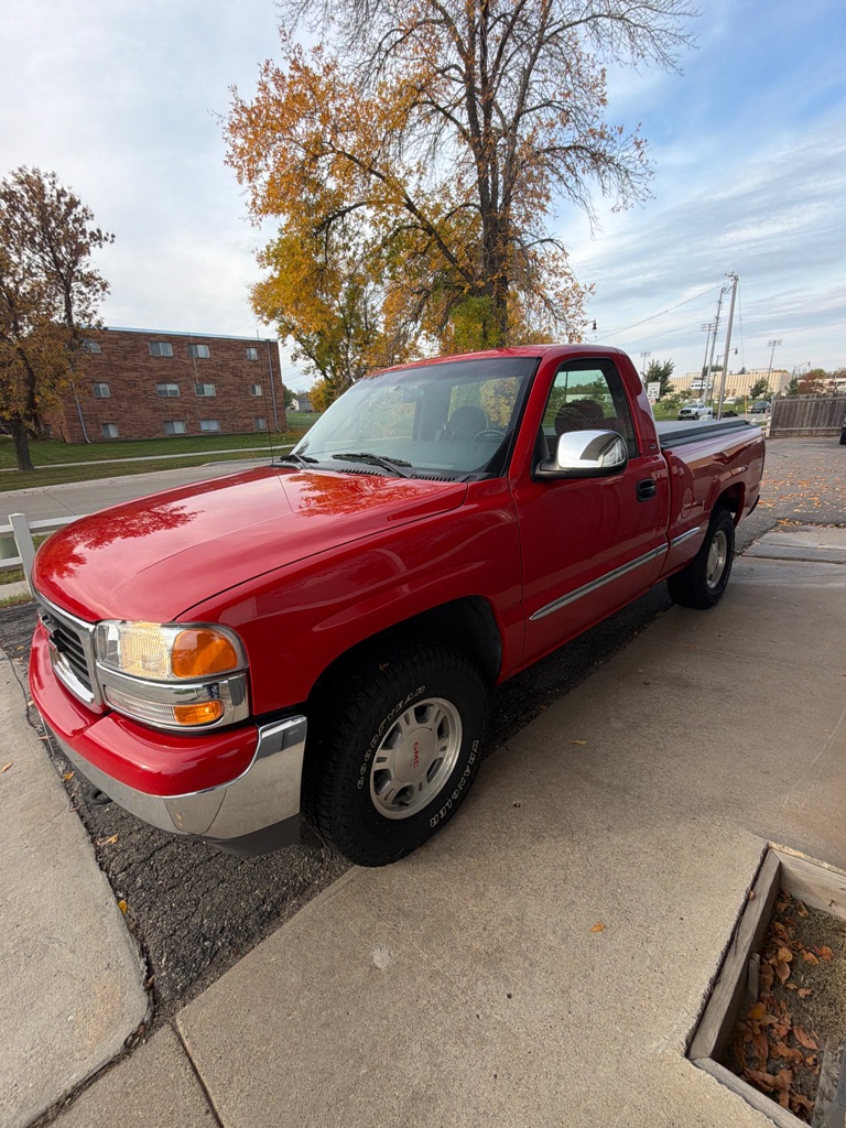 Photo 12 of this GMC NEW SIERRA