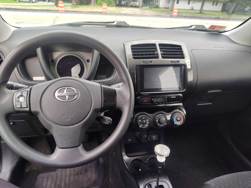 Photo 10 of this SCION XD