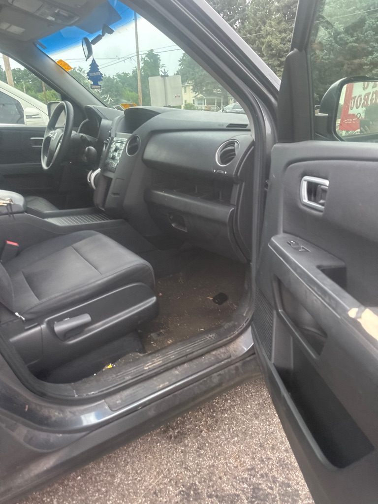 Photo 10 of this HONDA PILOT