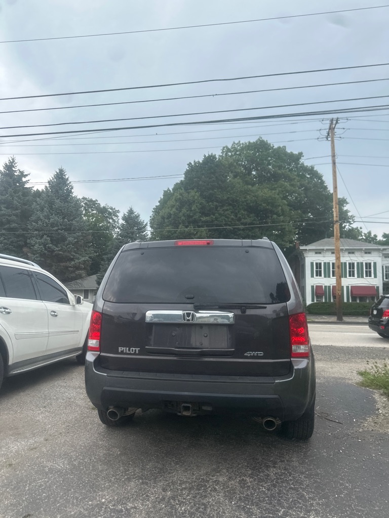 Photo 2 of this HONDA PILOT