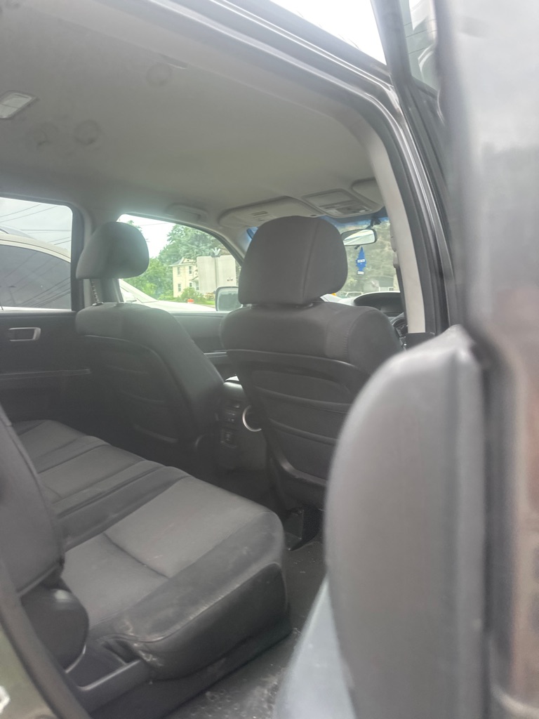 Photo 9 of this HONDA PILOT