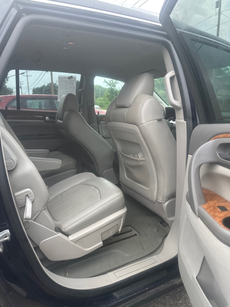Photo 9 of this BUICK ENCLAVE