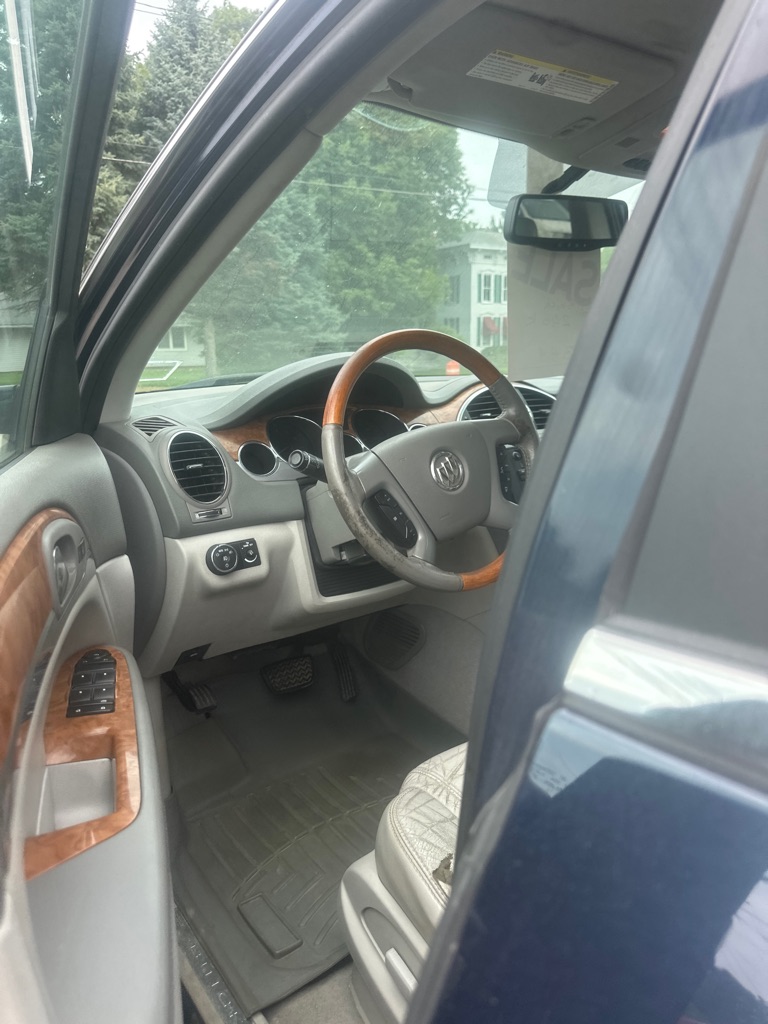 Photo 7 of this BUICK ENCLAVE
