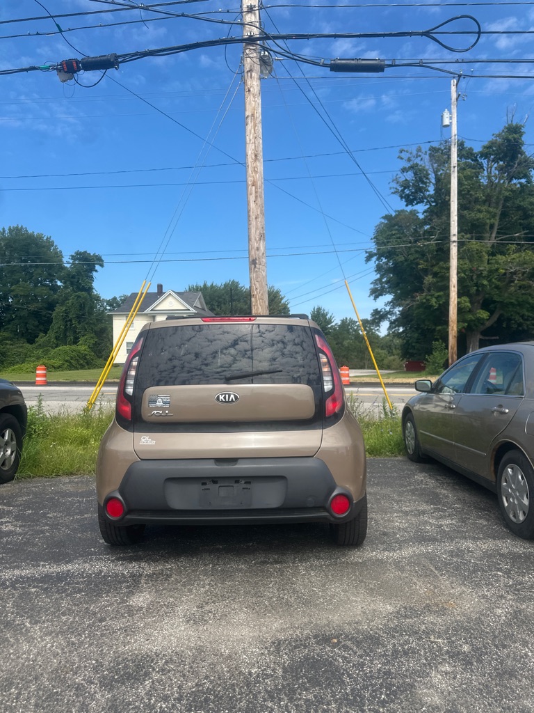 Photo 2 of this KIA SOUL