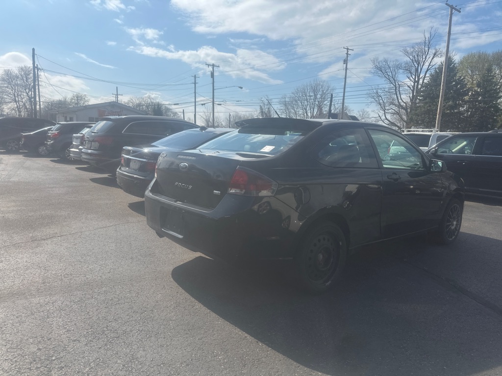 Photo 4 of this FORD FOCUS