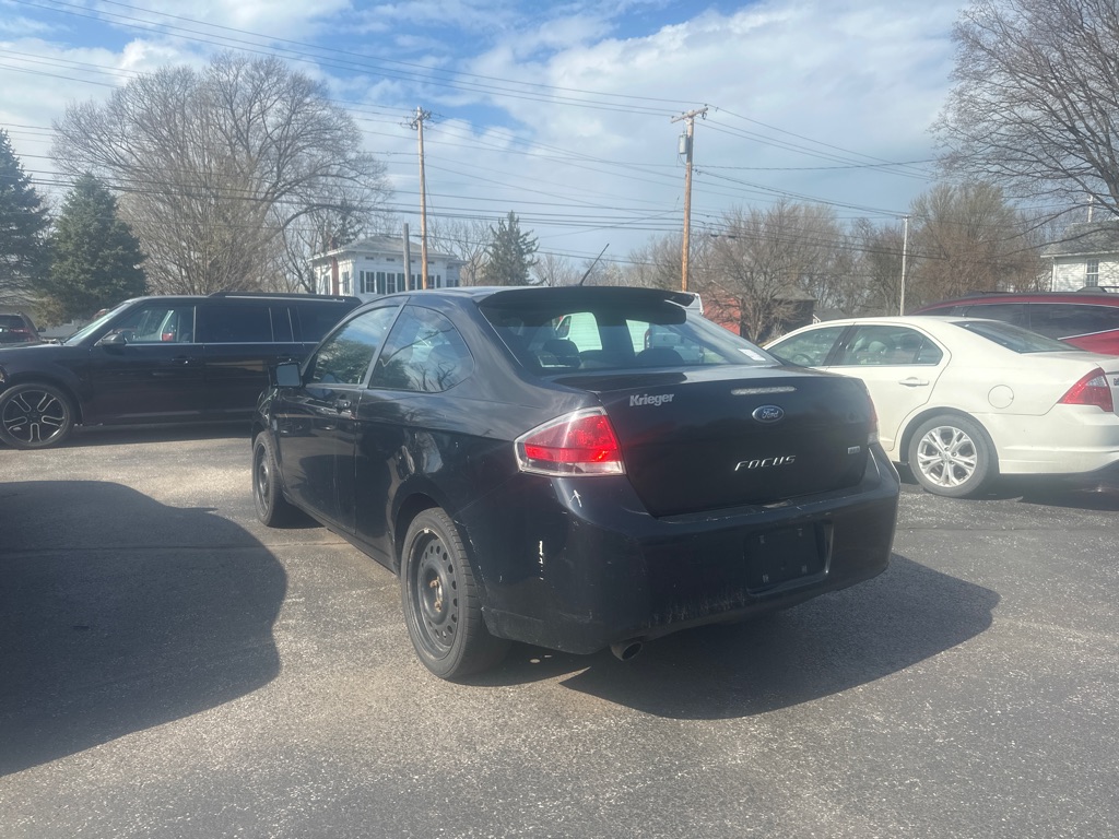Photo 6 of this FORD FOCUS