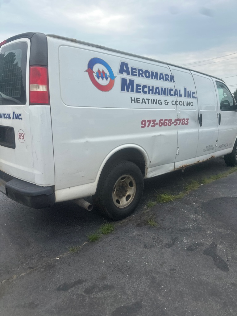 Photo 5 of this CHEVROLET EXPRESS G2500