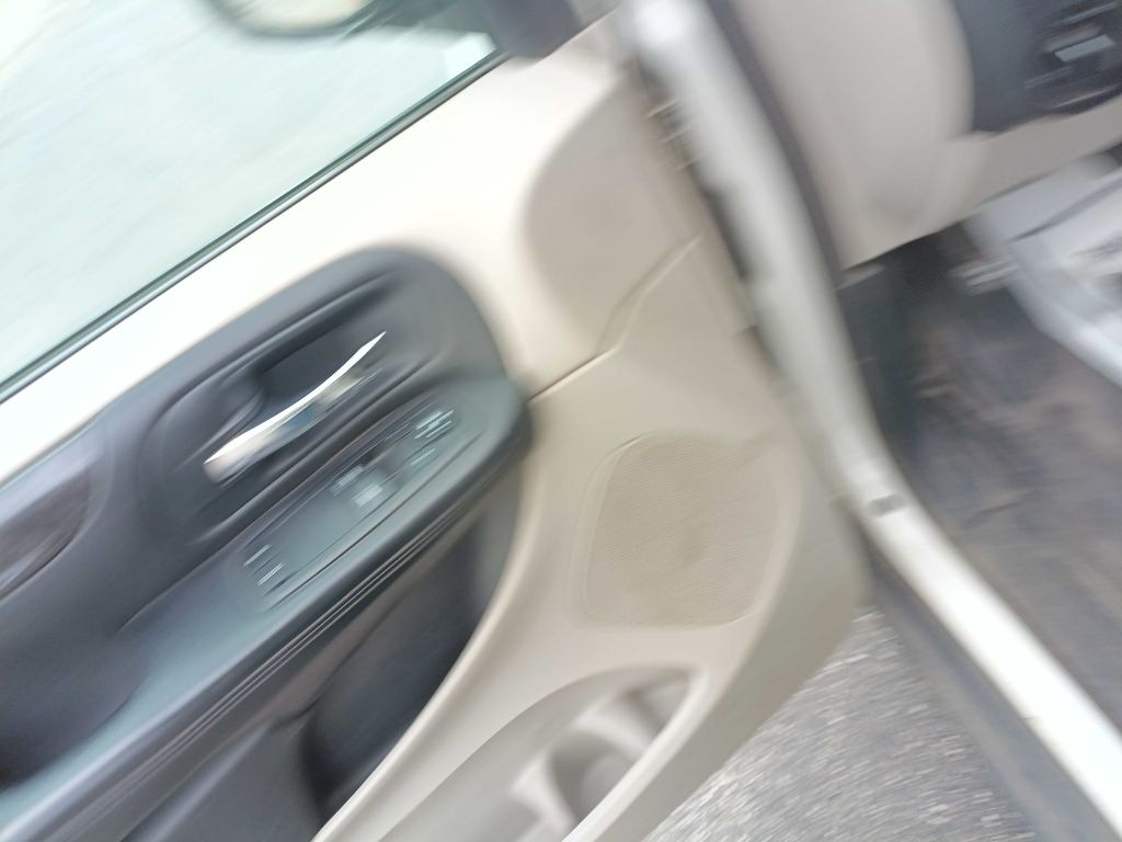 Photo 12 of this DODGE RAM VAN