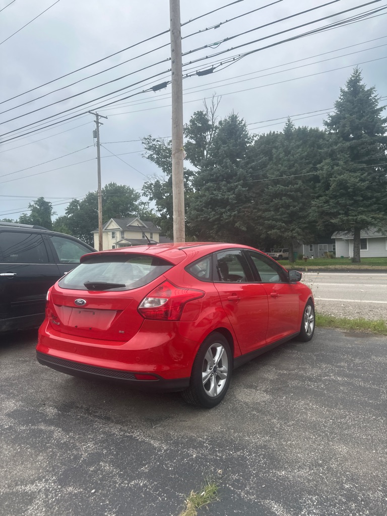 Photo 4 of this FORD FOCUS