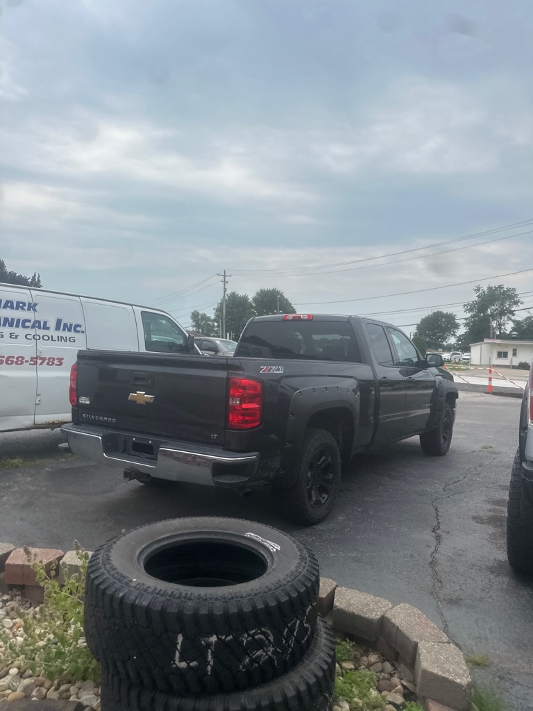 Photo 4 of this CHEVROLET SILVERADO 1500
