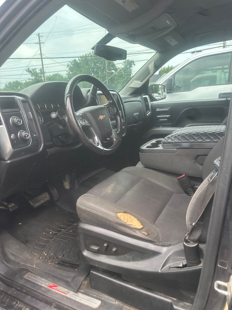 Photo 7 of this CHEVROLET SILVERADO 1500
