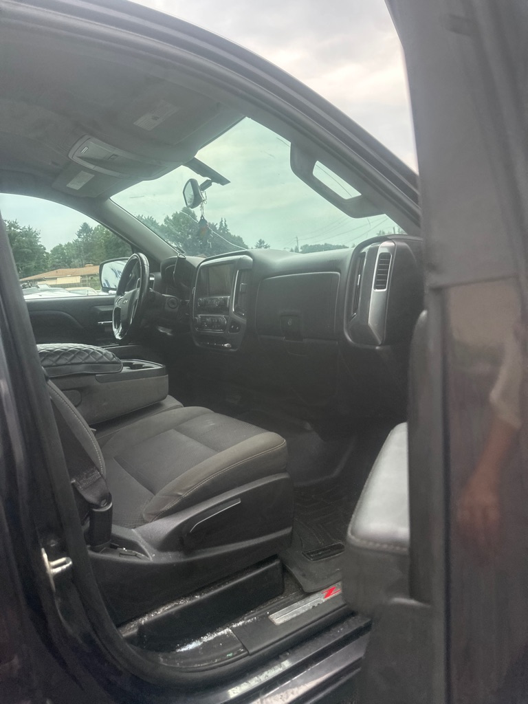 Photo 8 of this CHEVROLET SILVERADO 1500