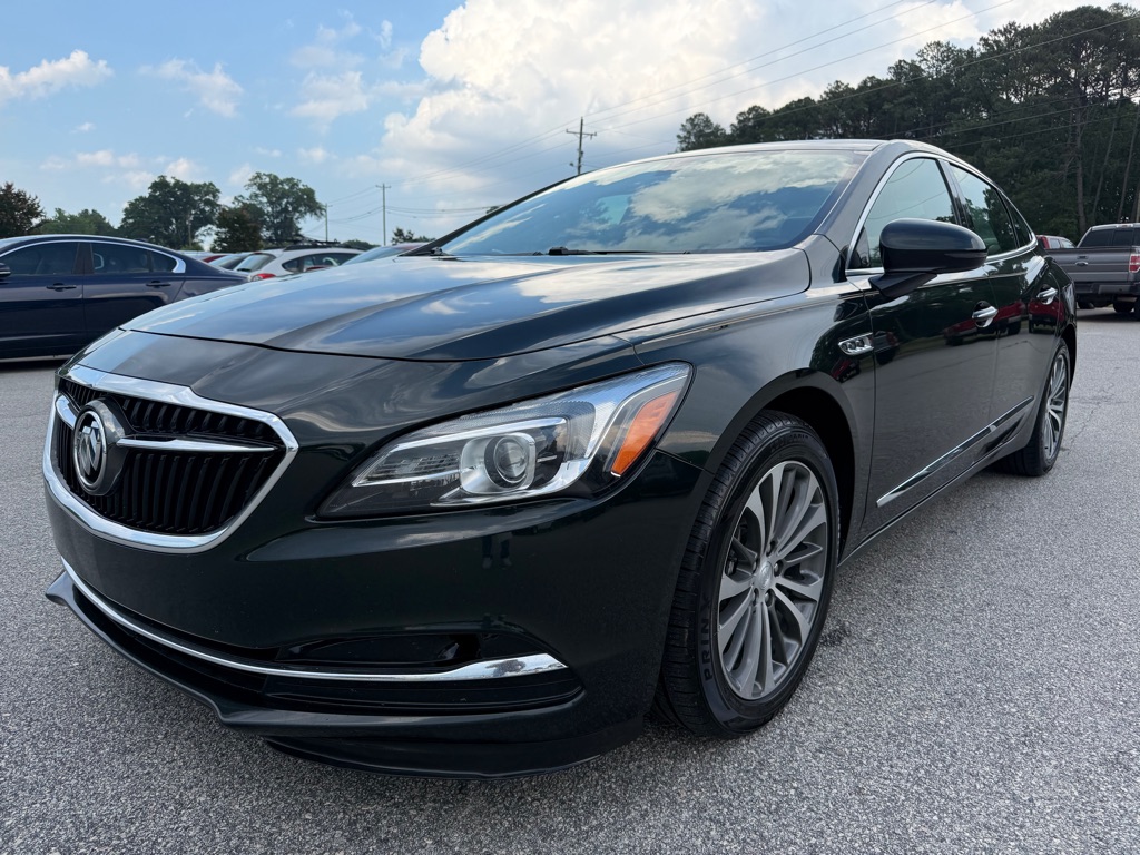 2017 Buick LaCrosse Essence FWD