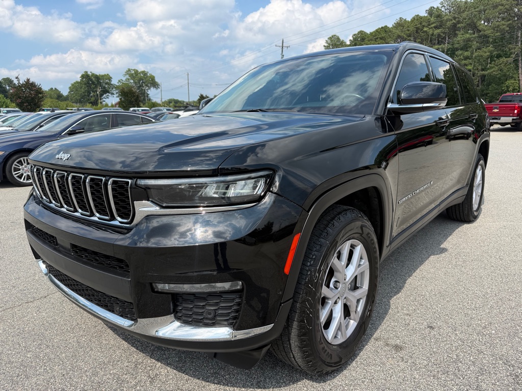Black 2022 Jeep Grand Cherokee L SUV / Crossover 4X2 Automatic