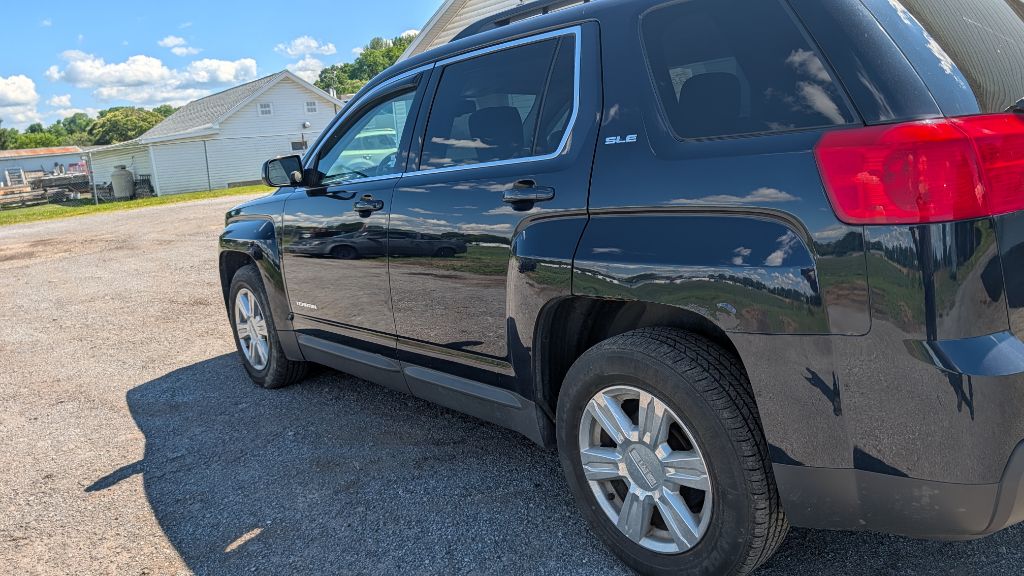 Photo 4 of this GMC TERRAIN