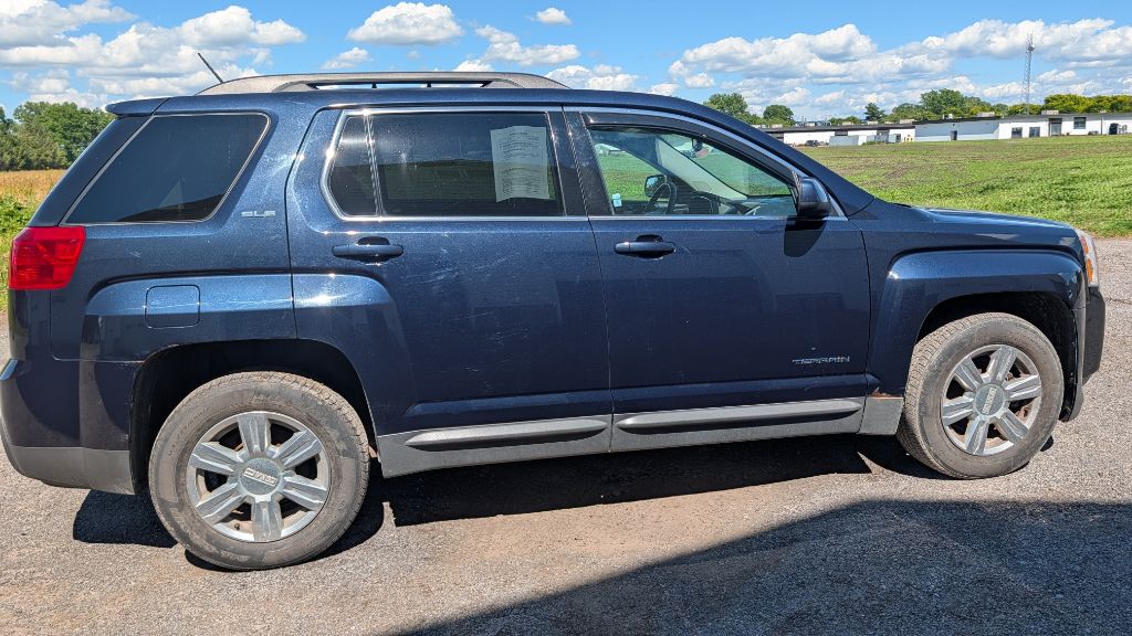 Photo 5 of this GMC TERRAIN