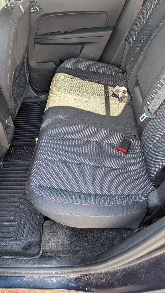 Photo 9 of this GMC TERRAIN