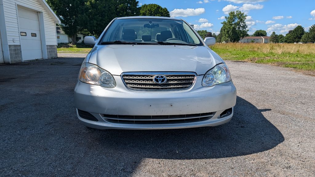 Photo 2 of this TOYOTA COROLLA