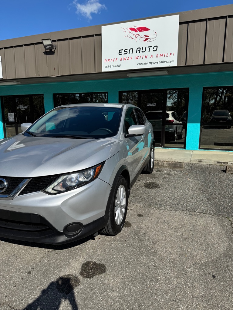 Photo 3 of this NISSAN ROGUE SPORT