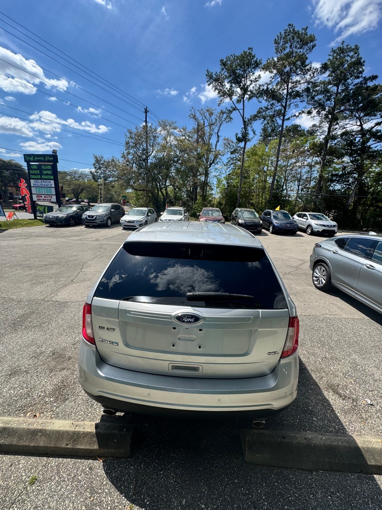 Photo 2 of this FORD EDGE