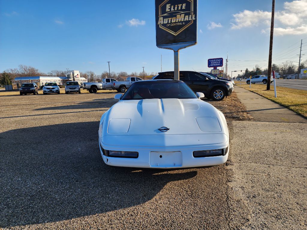 Photo 12 of this CHEVROLET CORVETTE