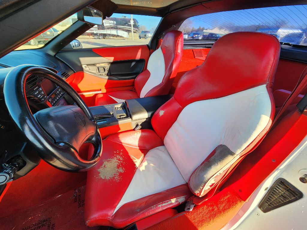 Photo 17 of this CHEVROLET CORVETTE