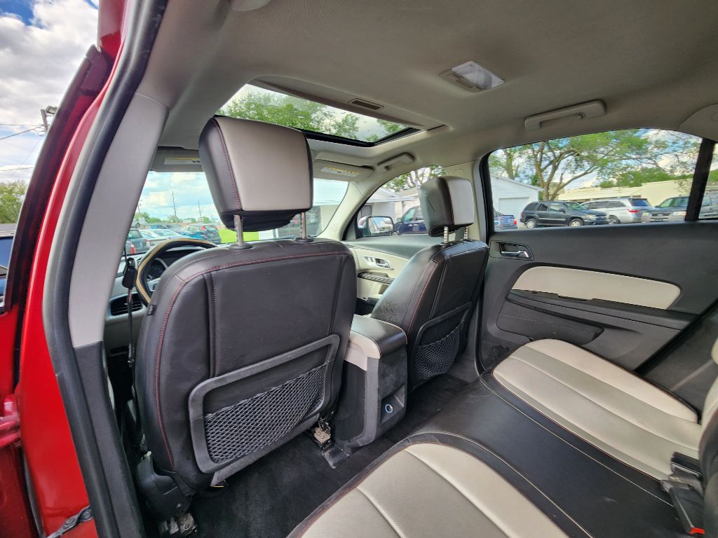 Photo 19 of this CHEVROLET EQUINOX