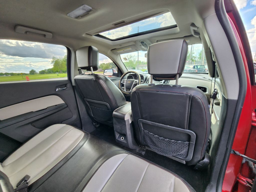 Photo 22 of this CHEVROLET EQUINOX