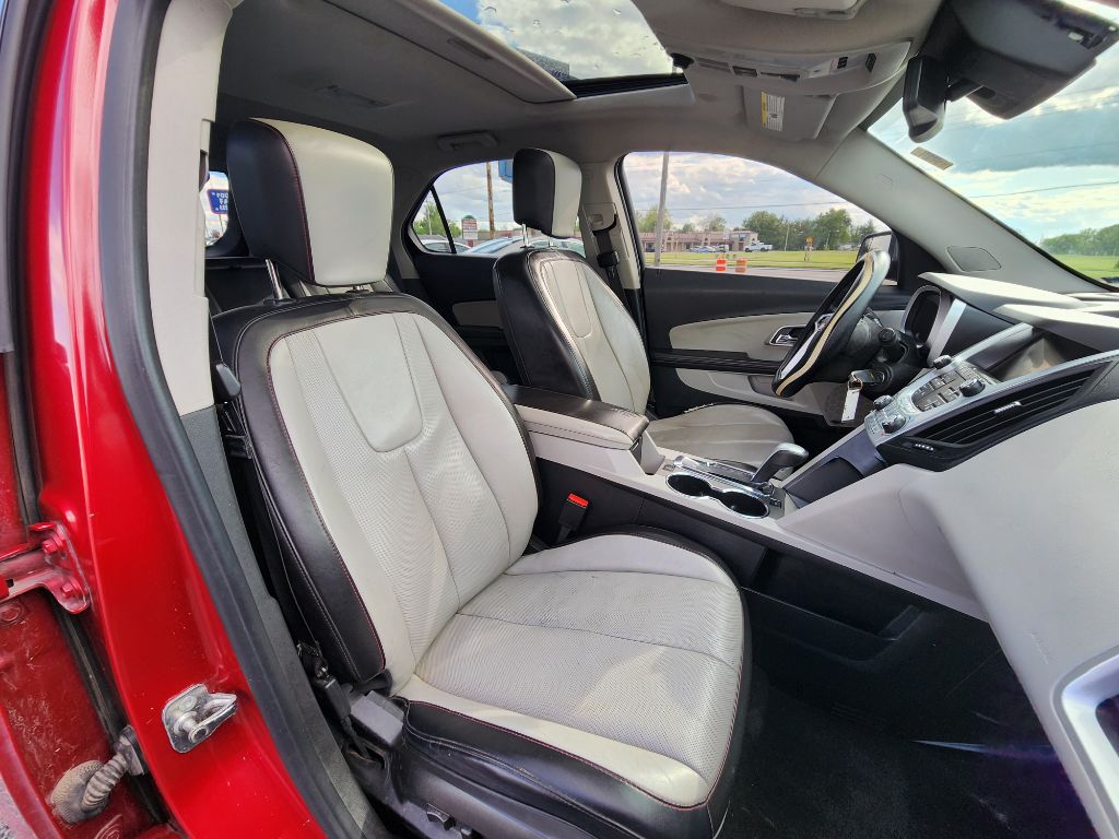 Photo 17 of this CHEVROLET EQUINOX