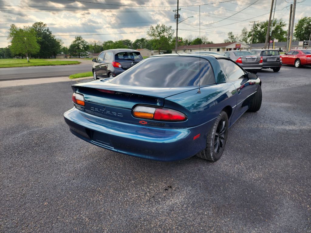Photo 5 of this CHEVROLET CAMARO