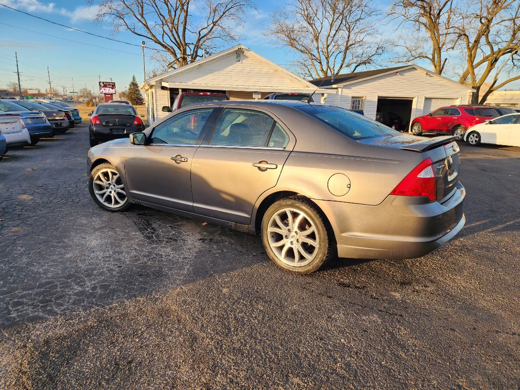 Photo 7 of this FORD FUSION