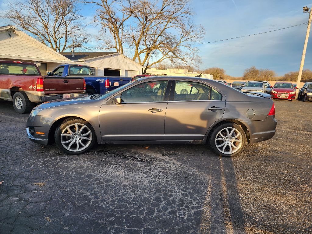 Photo 11 of this FORD FUSION