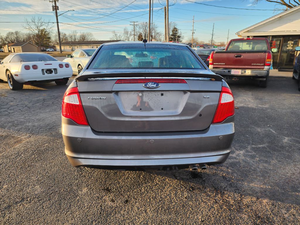 Photo 6 of this FORD FUSION