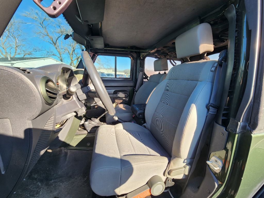 Photo 13 of this JEEP WRANGLER
