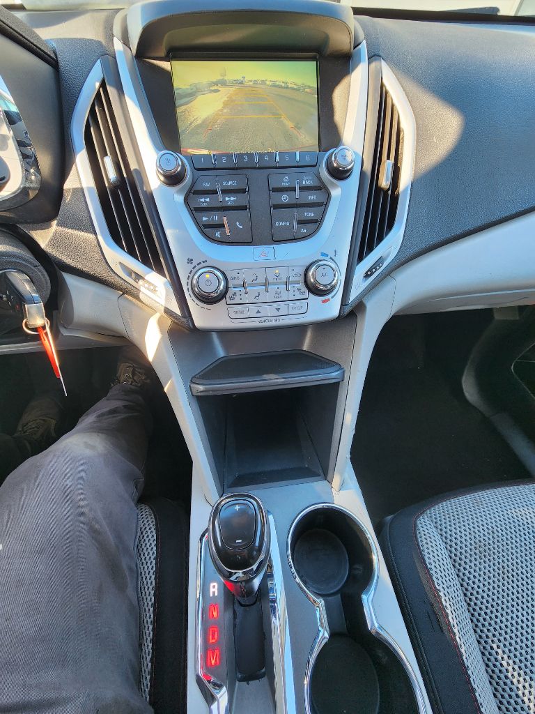 Photo 21 of this GMC TERRAIN