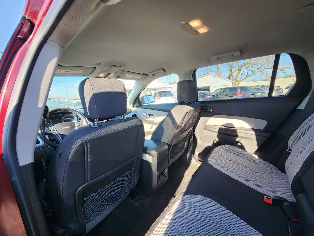 Photo 17 of this GMC TERRAIN
