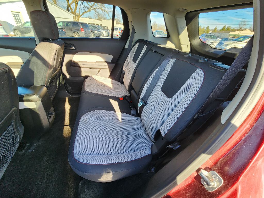 Photo 18 of this GMC TERRAIN