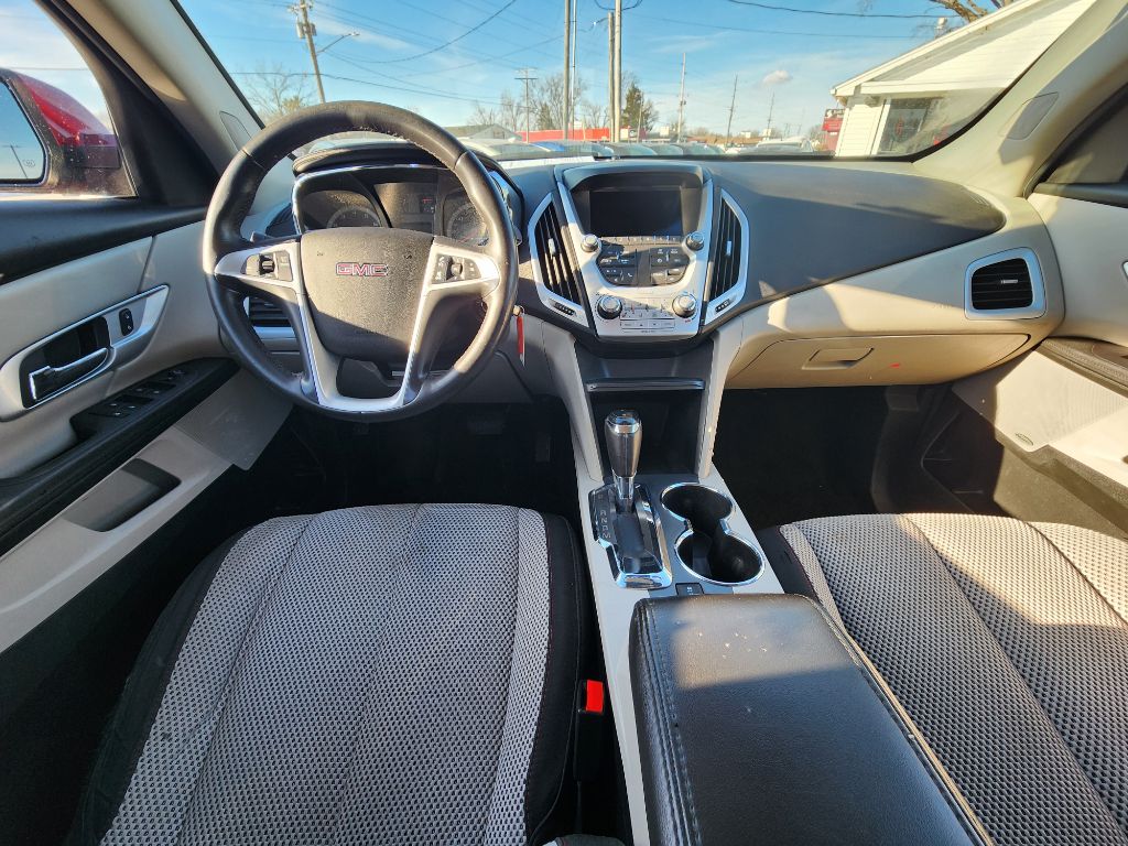 Photo 13 of this GMC TERRAIN