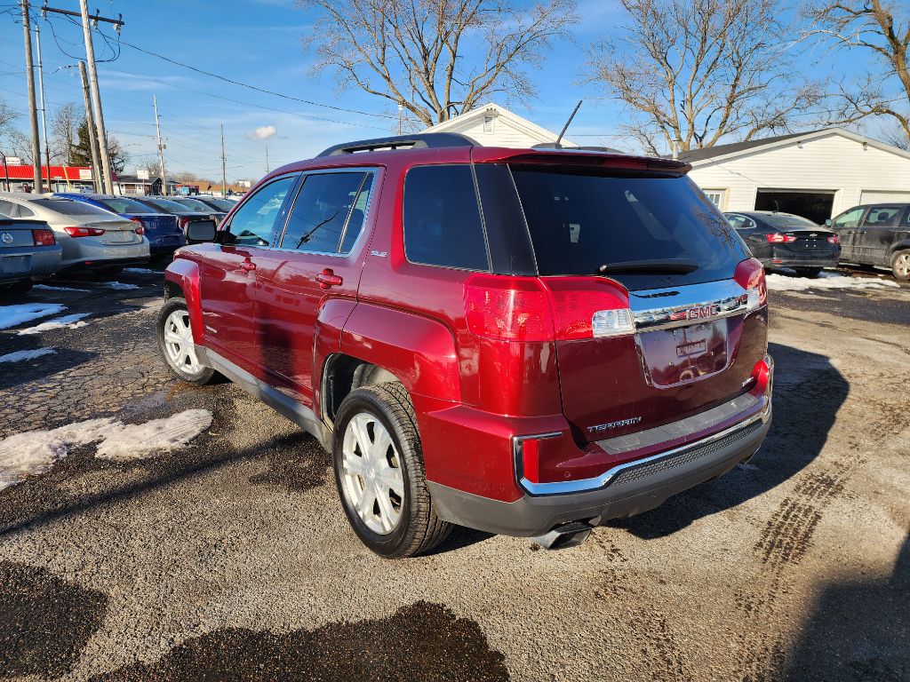 Photo 7 of this GMC TERRAIN