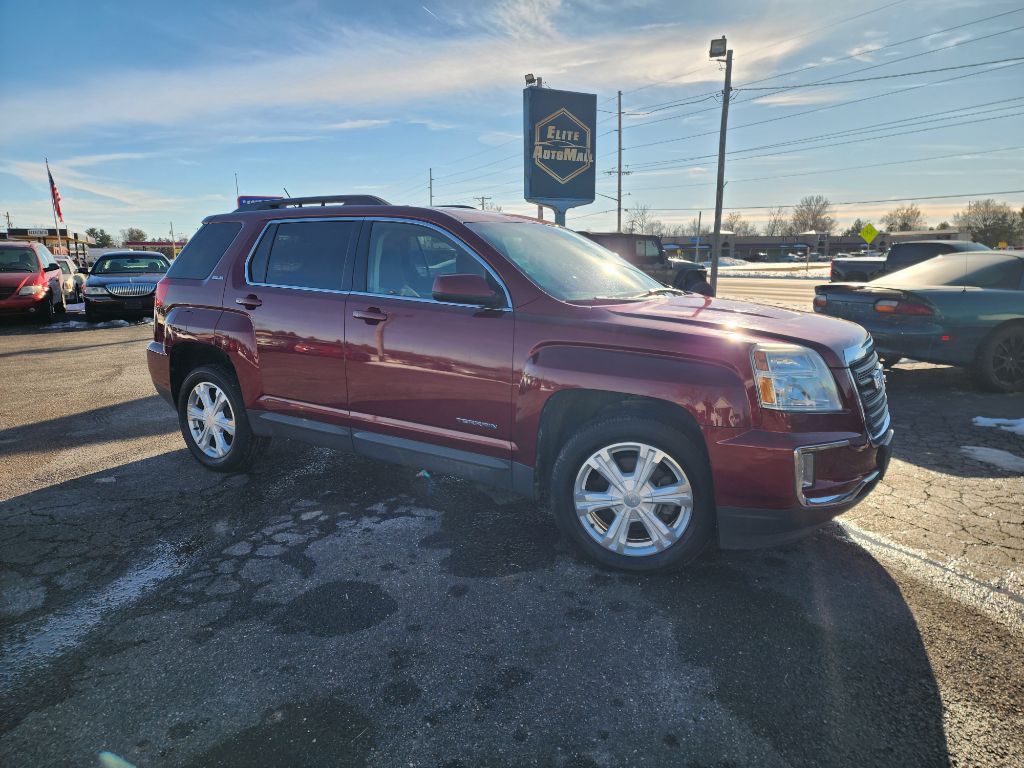 Photo 3 of this GMC TERRAIN