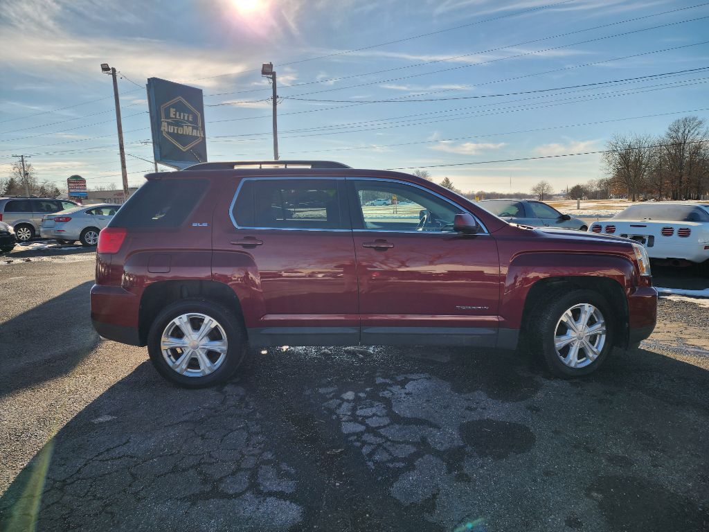 Photo 2 of this GMC TERRAIN