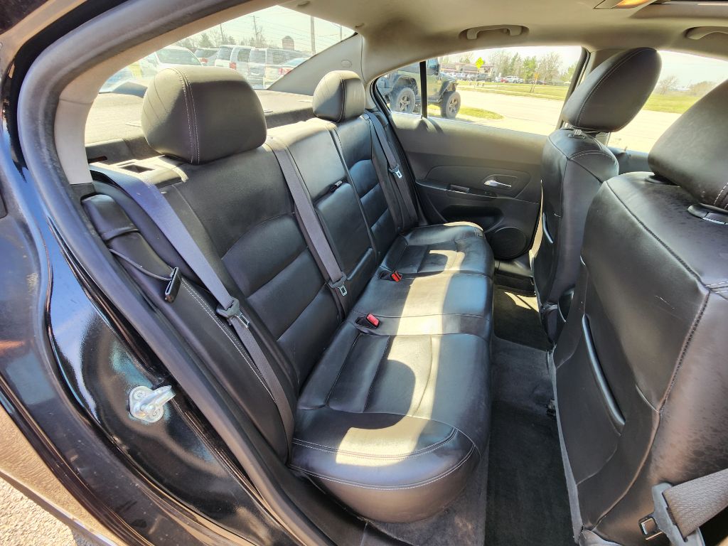 Photo 19 of this CHEVROLET CRUZE
