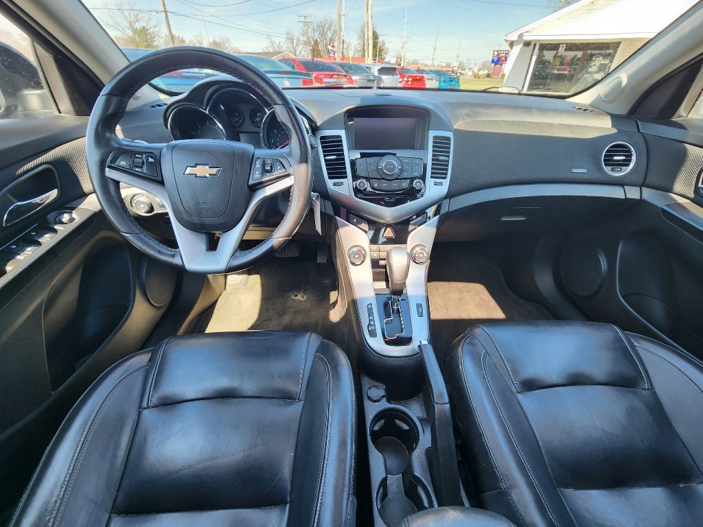Photo 12 of this CHEVROLET CRUZE
