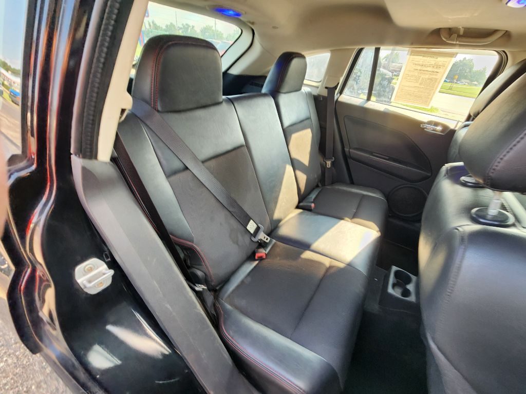 Photo 18 of this DODGE CALIBER