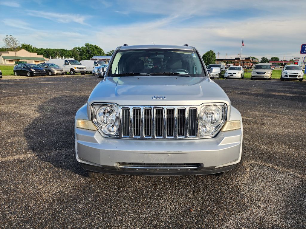 Photo 12 of this JEEP LIBERTY
