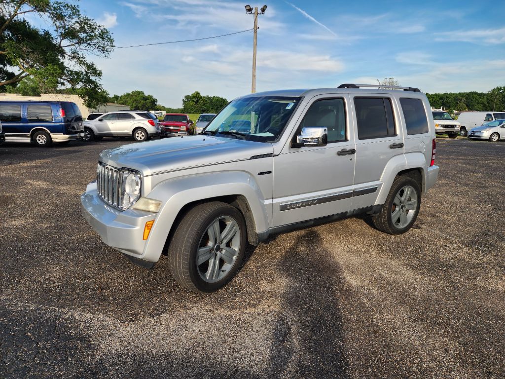 Photo 10 of this JEEP LIBERTY