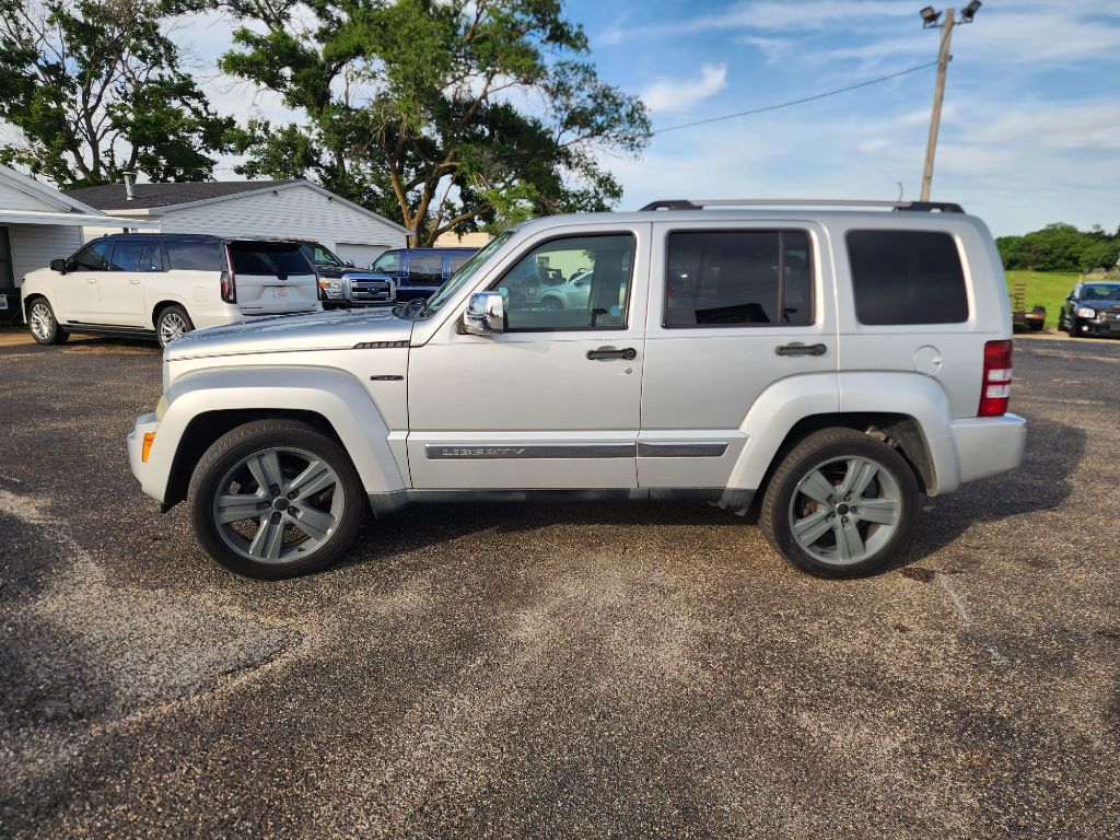 Photo 9 of this JEEP LIBERTY