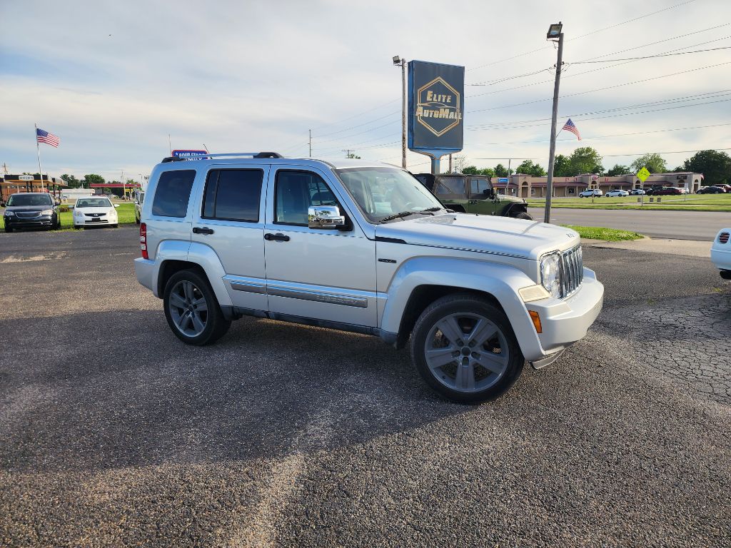 Photo 2 of this JEEP LIBERTY