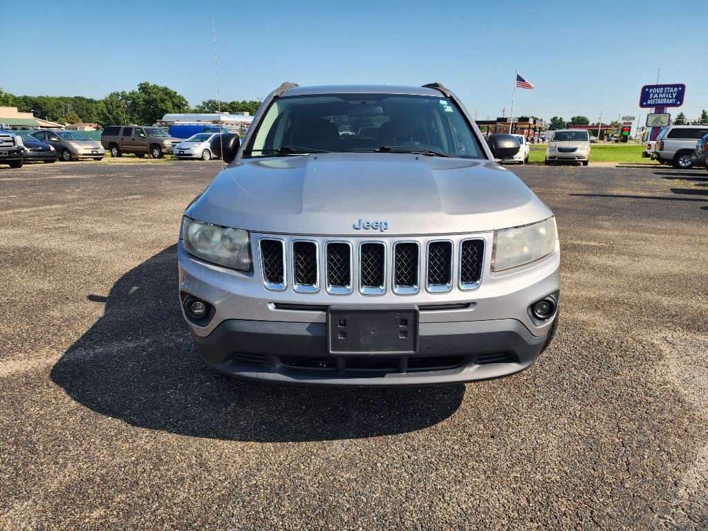 Photo 12 of this JEEP COMPASS