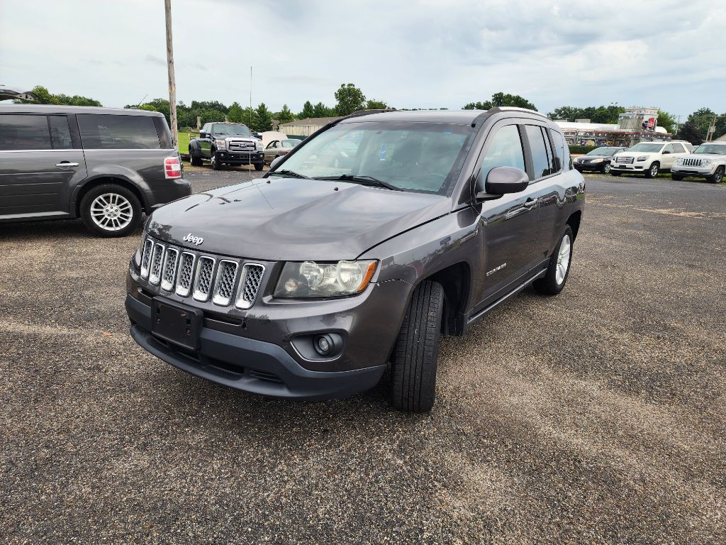 Photo 11 of this JEEP COMPASS